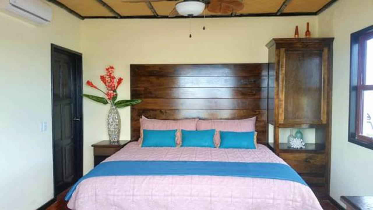 Lina Point Belize Overwater Resort Сан-Педро Экстерьер фото